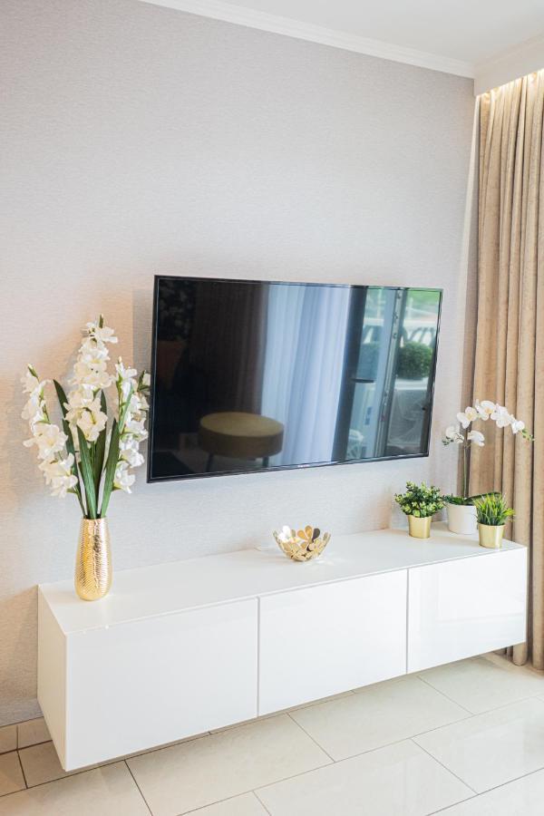 Apartament 55M2 - Darmowy Garaz - Klimatyzacja - Centrum - 24Na7 Wroclaw