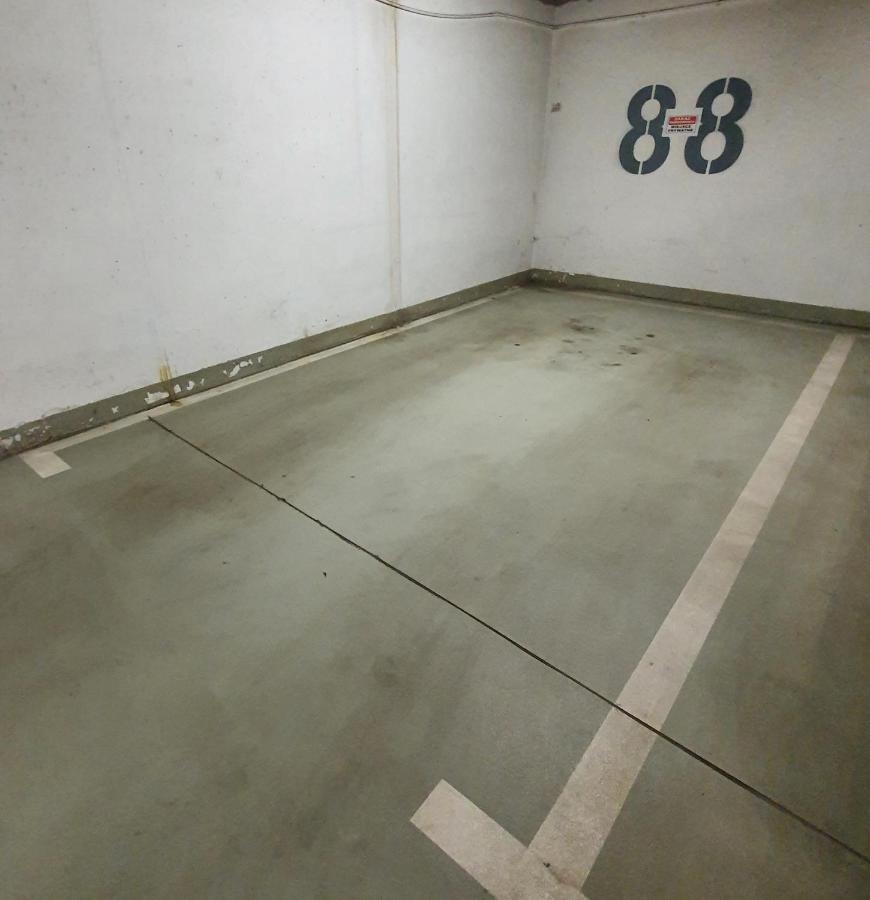 Apartament 55M2 - Darmowy Garaz - Klimatyzacja - Centrum - 24Na7 Apartment Wroclaw