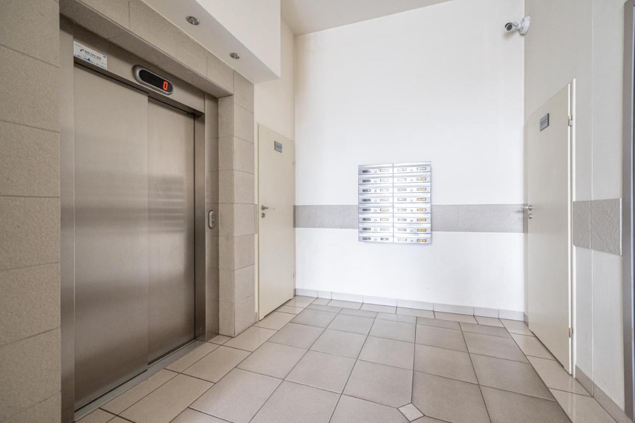 Apartmán 55m2 - Darmowy Garaz - Klimatyzacja - Centrum - 24na7