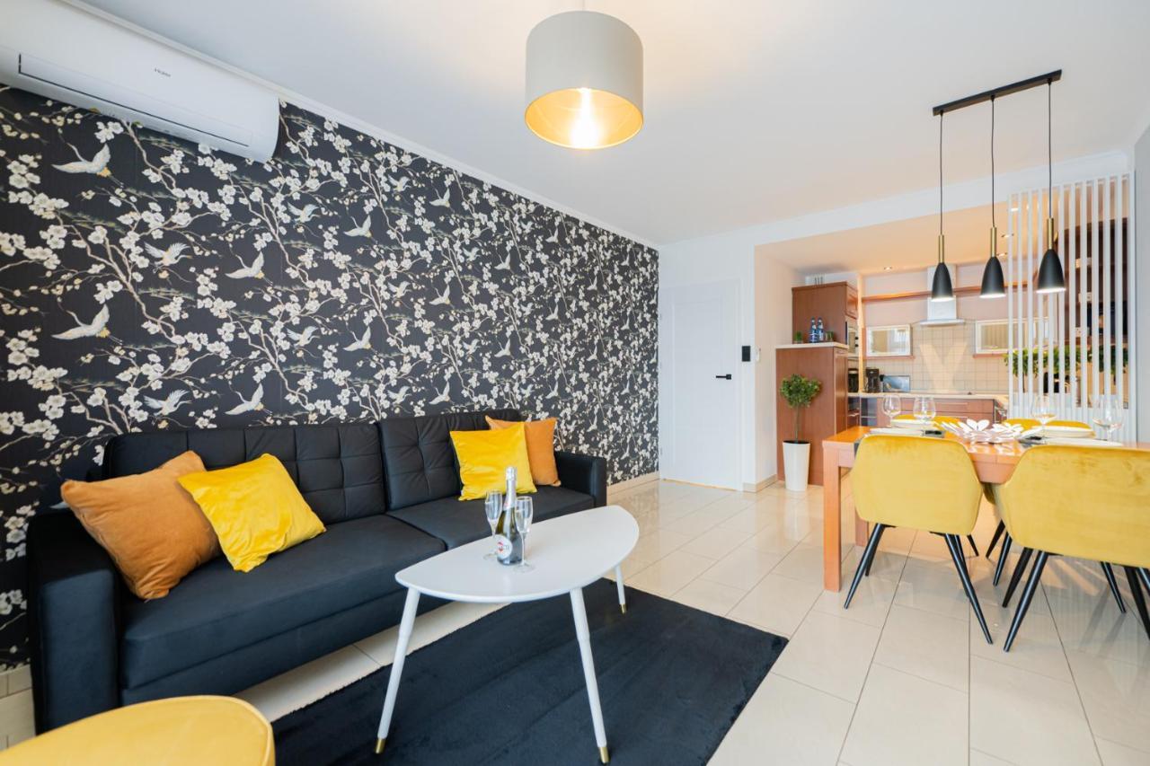 Apartament 55m2 - Darmowy Garaz - Klimatyzacja - Centrum - 24na7 Wrocław