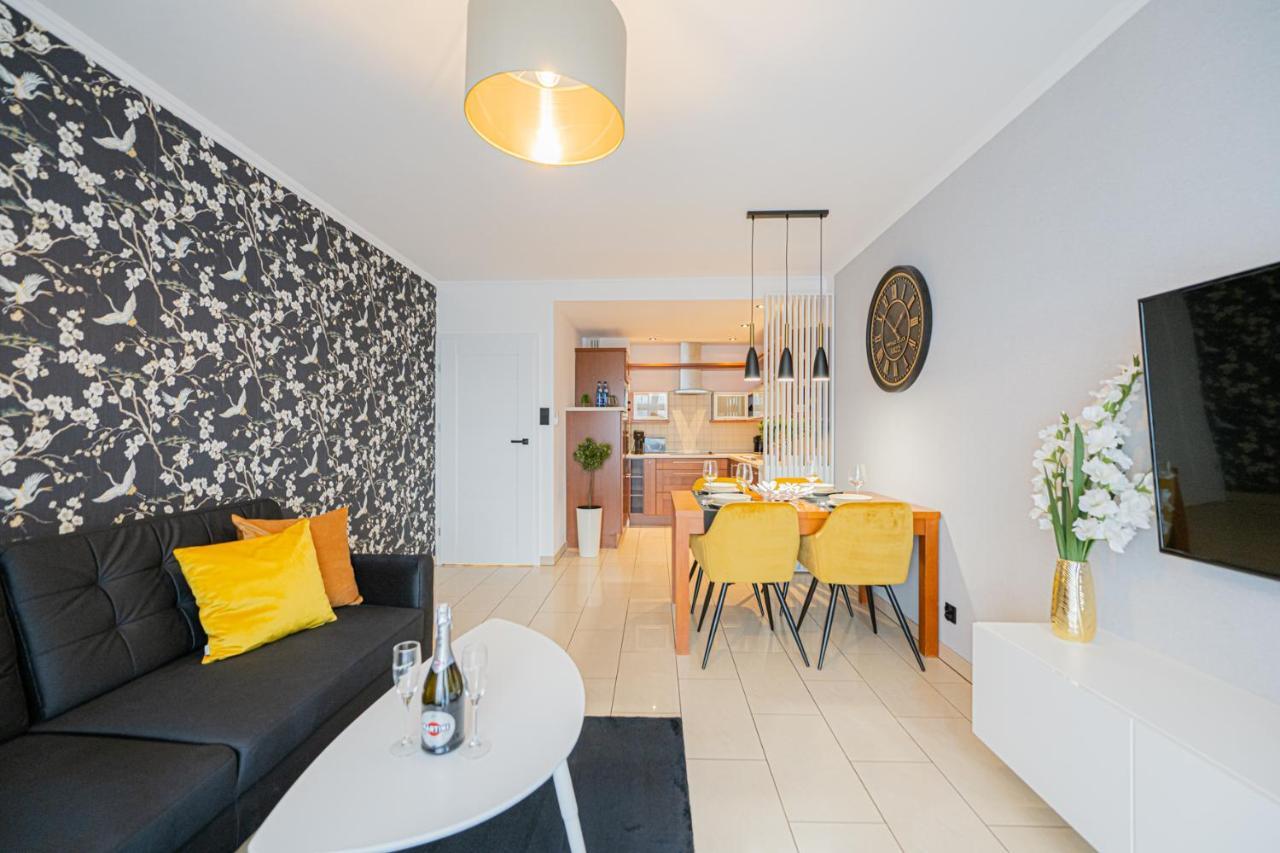 55m2 - Darmowy Garaz - Klimatyzacja - Centrum - 24na7 Apartament *